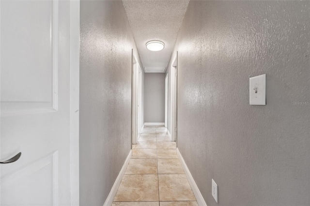 510 Peach Tree Ln, Altamonte Springs, FL 32701 - hall with light tile patterned floors and a textured wall