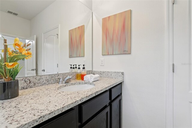 7033 Oakwood St, Davenport, FL 33837 - bathroom featuring vanity