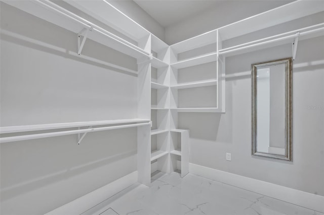 2459 Mcgregor Oaks Ln, Deland, FL 32720 - spacious closet with marble look tile flooring