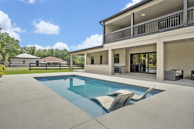 2459 Mcgregor Oaks Ln, Deland, FL 32720 - view of pool featuring a patio area