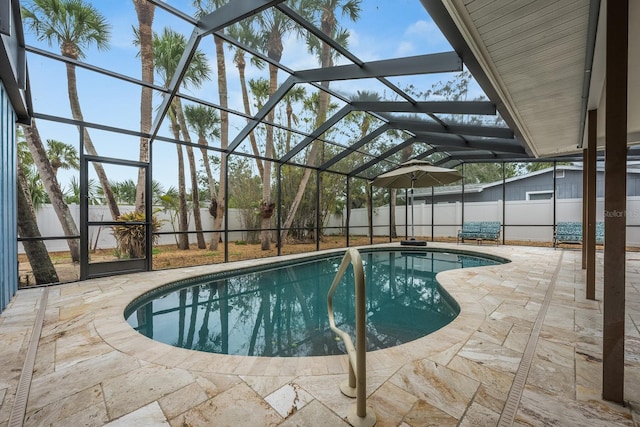 5108 Saint Albans Ave, Siesta Key, FL 34242 - view of swimming pool with a patio, a lanai, and a fenced backyard