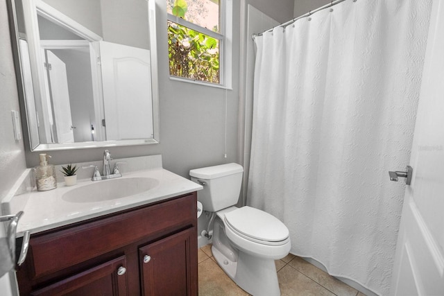 3307 Kentshire Blvd, Ocoee, FL 34761 - bathroom featuring vanity, toilet, and tile patterned flooring