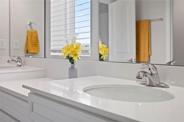 2168 Aibonito Cir, Clermont, FL 34711 - bathroom with vanity