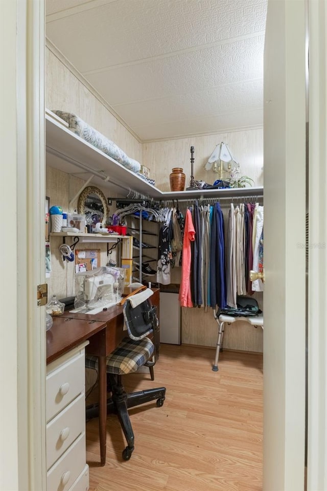 142 Florence Blvd, Debary, FL 32713 - spacious closet featuring wood finished floors