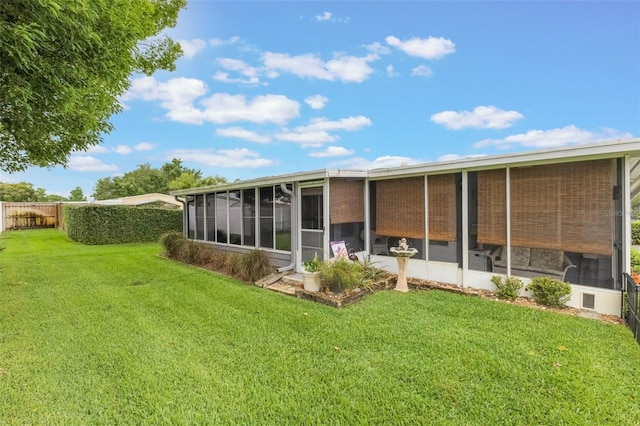 142 Florence Blvd, Debary, FL 32713 - back of property with a sunroom