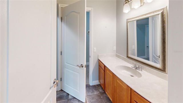 10809 Arrowtree Blvd, Clermont, FL 34715 - bathroom with vanity and baseboards