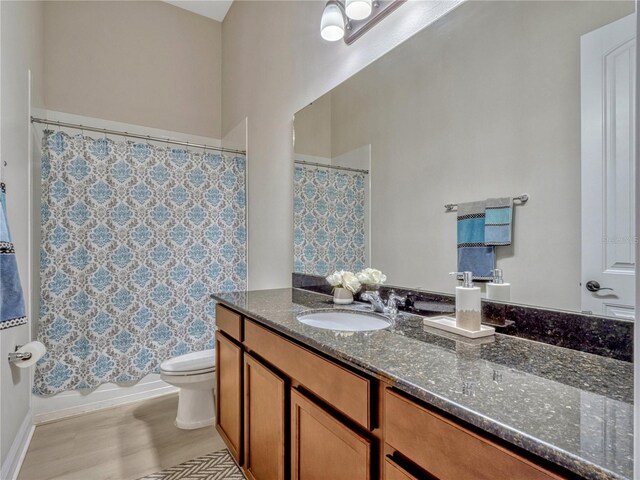 8047 Chilton Dr, Orlando, FL 32836 - bathroom with vanity and toilet