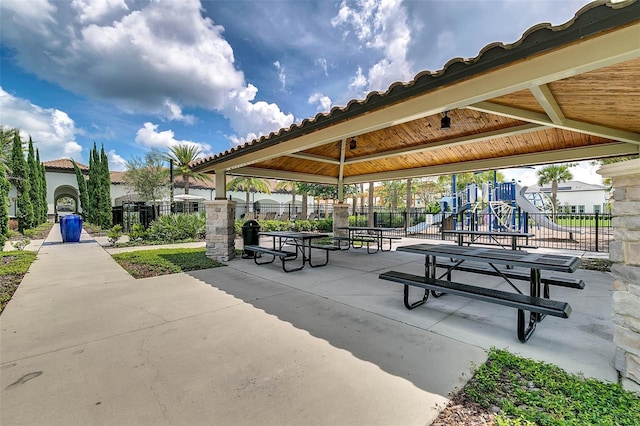 8047 Chilton Dr, Orlando, FL 32836 - surrounding community with a gazebo and a patio area