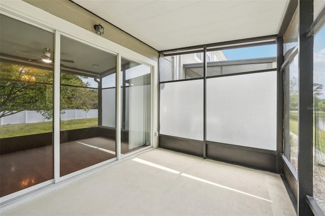 10124 Westpark Preserve Blvd, Tampa, FL 33625 - unfurnished sunroom with healthy amount of natural light and a ceiling fan