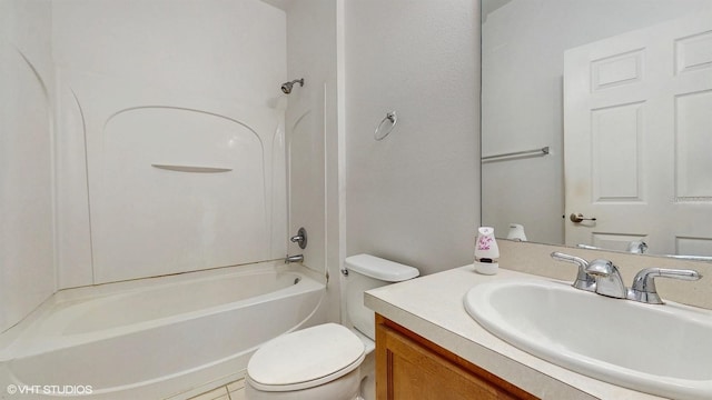579 Setting Sun Dr, Winter Garden, FL 34787 - full bath featuring vanity, toilet, and tub / shower combination