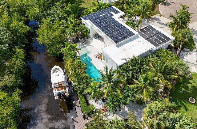 2408 Nassau St, Sarasota, FL 34231 - view of subject property featuring a pool