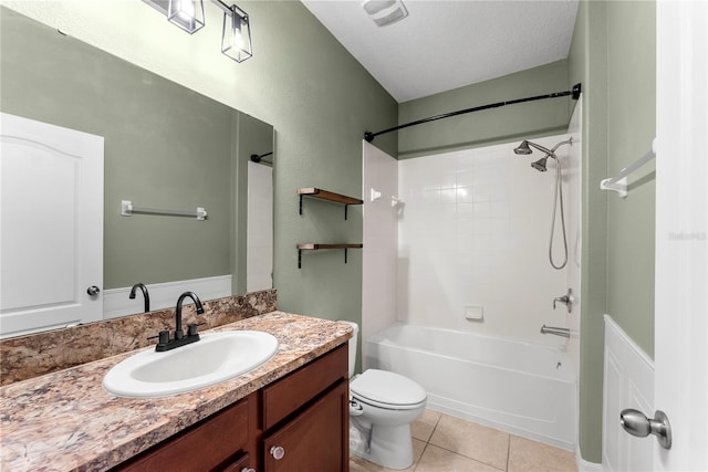 3426 Schoolhouse Rd, Harmony, FL 34773 - full bath with vanity, washtub / shower combination, and tile patterned flooring