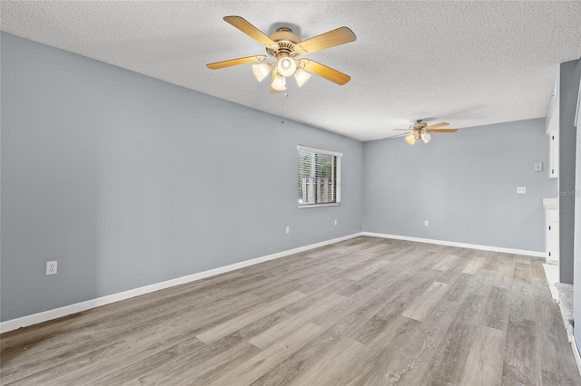 2636 Crown Ct, Kissimmee, FL 34741 - photo 6
