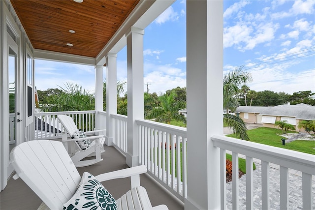 507 S Pine St, New Smyrna Beach, FL 32169 - view of balcony