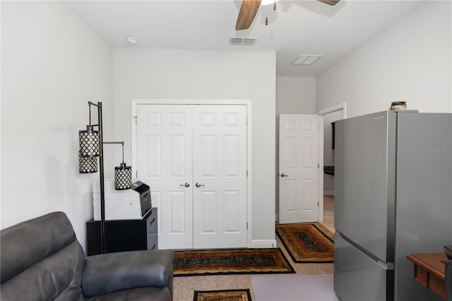 1431 Leitrim Loop, Apopka, FL 32703 - living area with a ceiling fan