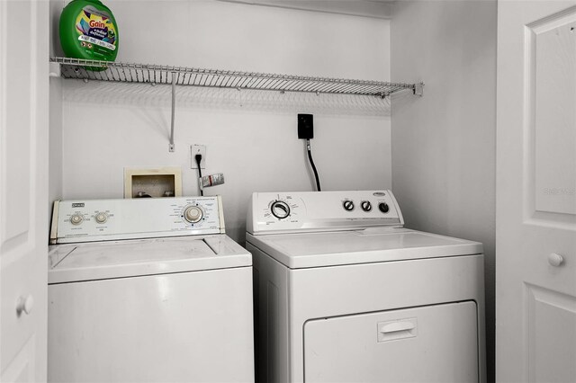 142 Stonegate Pass, Davenport, FL 33897 - washroom featuring washing machine and dryer