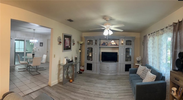 114 Madeira Ave, Orlando, FL 32825 - photo 3