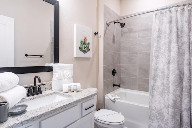 7951 Haverhill Way, Kissimmee, FL 34747 - full bathroom with toilet, vanity, and shower / bath combination with curtain