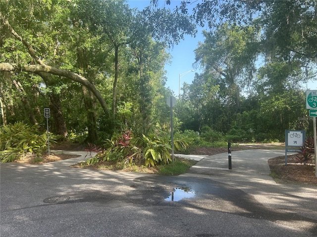 955 Gamewell Ave, Maitland, FL 32751 - view of street with traffic signs