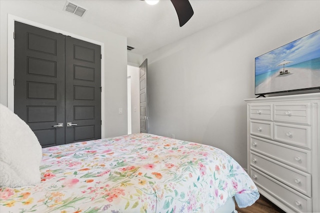 2340 Standing Rock Cir, Oakland, FL 34787 - bedroom with ceiling fan and a closet