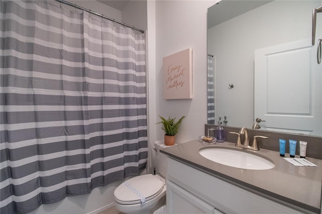 3004 Protagonist St, Kissimmee, FL 34746 - bathroom featuring vanity, toilet, and a shower with curtain