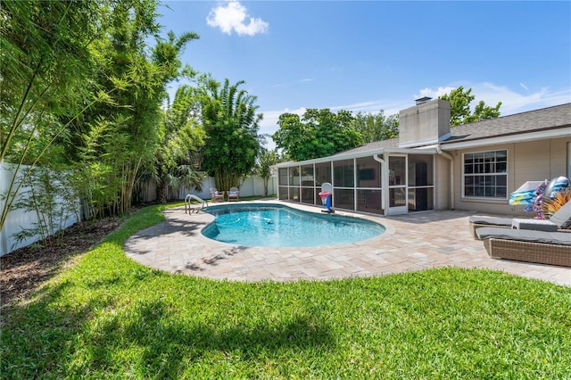 1770 Chinook Trl, Maitland, FL 32751 - view of pool featuring a sunroom and a patio area