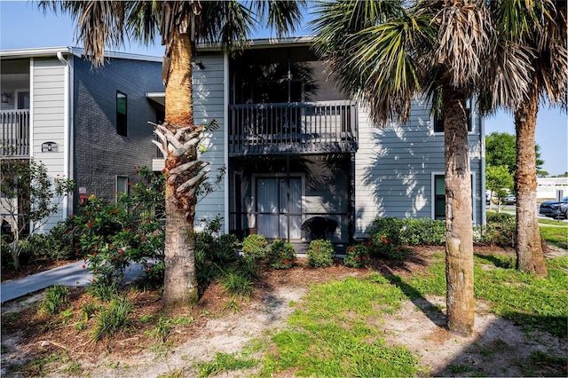 3748 Idlebrook Cir Unit 202, Casselberry, FL 32707 - view of front of house featuring a balcony
