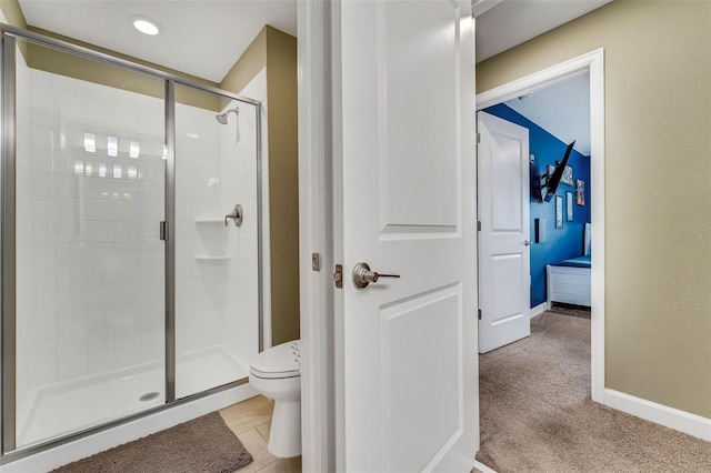 424 Ocean Course Ave, Davenport, FL 33896 - bathroom featuring a stall shower and toilet