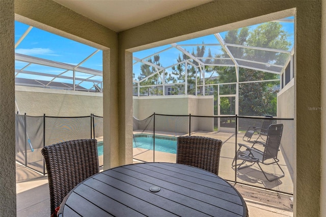 424 Ocean Course Ave, Davenport, FL 33896 - view of patio with an outdoor pool, a lanai, and outdoor dining area