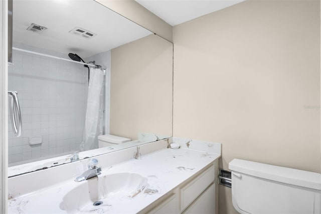 5301 Burning Tree Dr Unit F, Orlando, FL 32811 - bathroom featuring vanity and curtained shower