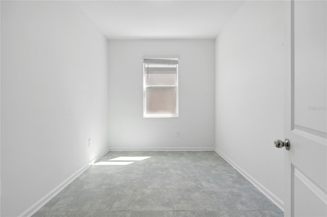 716 Daring Dr, Davenport, FL 33837 - spare room featuring baseboards