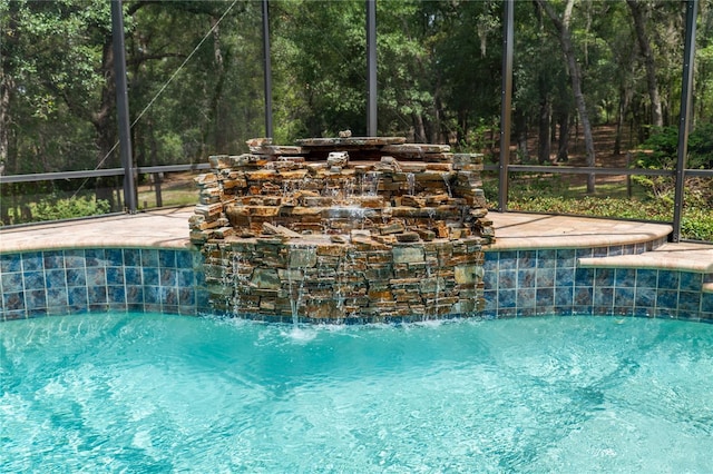 1550 Kevin Ln, Deland, FL 32724 - swimming pool with glass enclosure