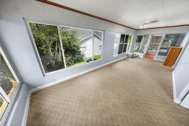 328 E Minnehaha Ave, Clermont, FL 34711 - unfurnished sunroom with healthy amount of natural light