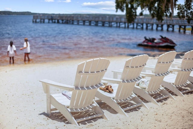 328 E Minnehaha Ave, Clermont, FL 34711 - view of community with a water view