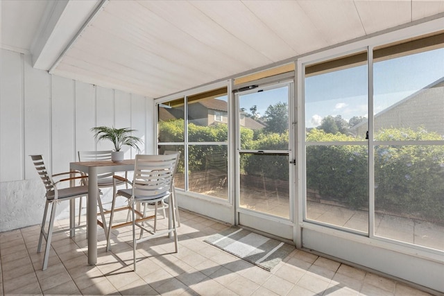 1126 Villa Ln Unit 91, Apopka, FL 32712 - sunroom / solarium with outdoor dining area