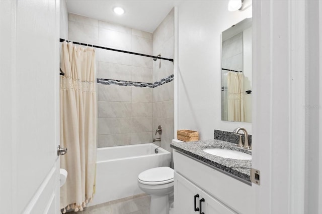 652 SW Mccoy Ave, Port St Lucie, FL 34953 - bathroom featuring vanity, toilet, shower / bath combo, and recessed lighting