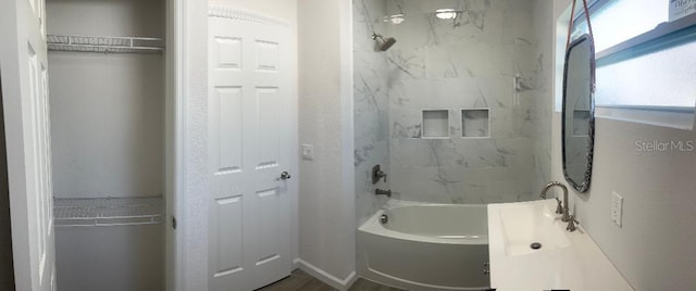 611 Amazon Pl, Kissimmee, FL 34759 - full bath featuring shower / tub combination and vanity