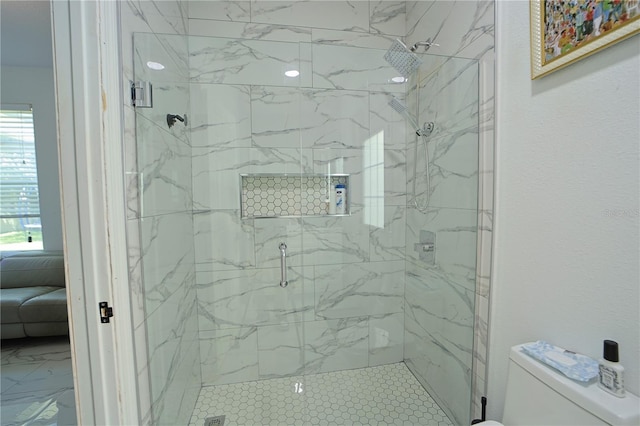 9257 Outlook Rock Trl, Windermere, FL 34786 - bathroom featuring connected bathroom, a marble finish shower, toilet, and plenty of natural light