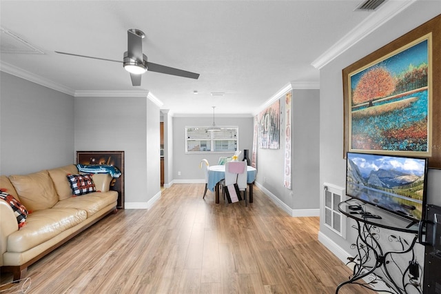 1647 Crestlawn Ave, Orlando, FL 32811 - photo 2