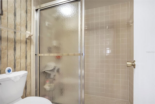 14 Escondido Ct Unit 134, Altamonte Springs, FL 32701 - full bathroom with toilet and a stall shower