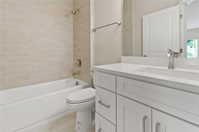 3672 Rollin O Ln, Apopka, FL 32703 - bathroom featuring vanity, shower / washtub combination, and toilet