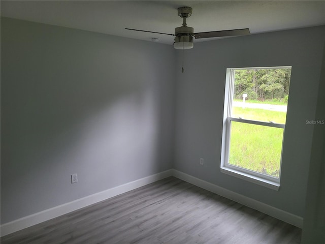 4333 SW 157th Ter, Ocala, FL 34481 - unfurnished room with plenty of natural light, ceiling fan, and baseboards