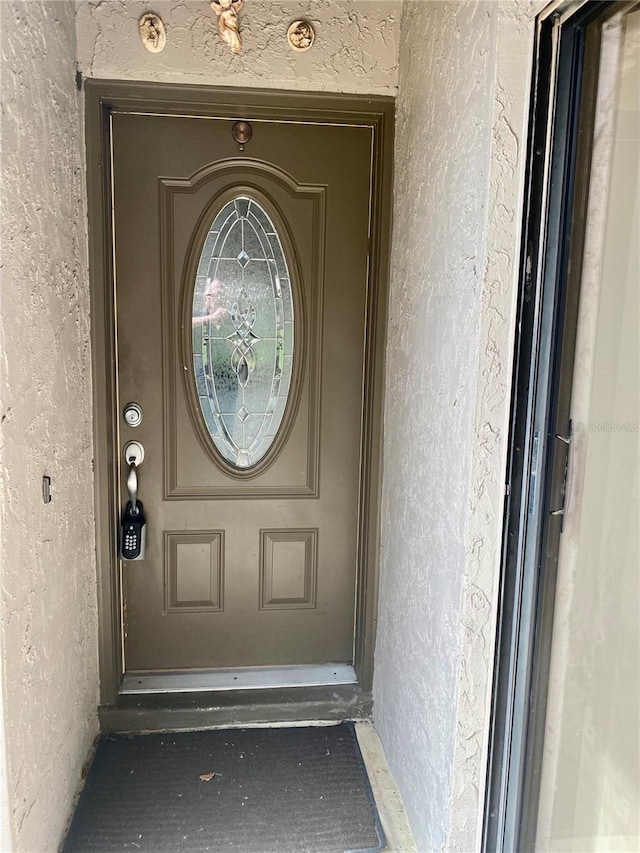 1110 Woodbine St, Fern Park, FL 32730 - entrance to property with stucco siding
