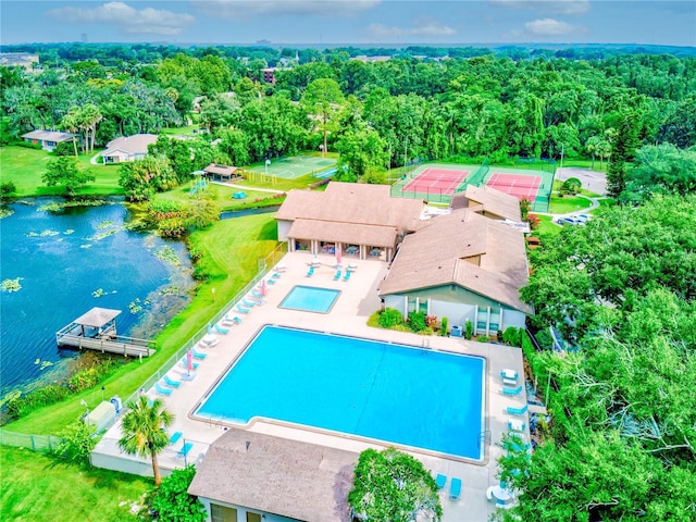 1110 Woodbine St, Fern Park, FL 32730 - drone / aerial view of a pool and a large body of water