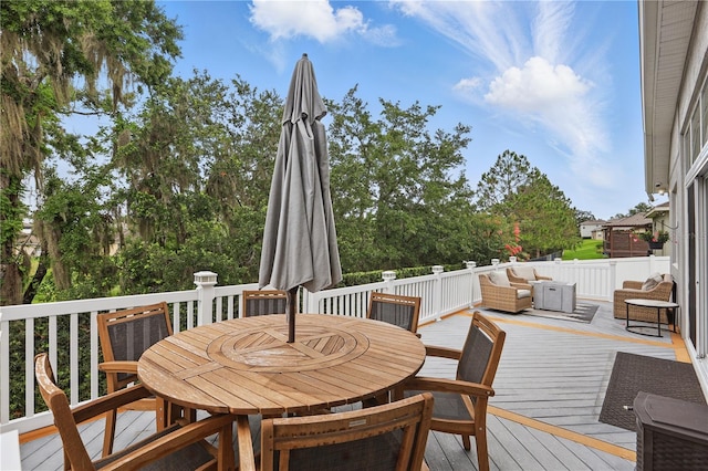 405 Courtlea Park Dr, Winter Garden, FL 34787 - wooden terrace with outdoor dining space