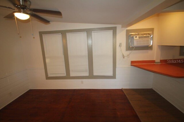 1040 9th Ave N, Saint Petersburg, FL 33705 - photo 7