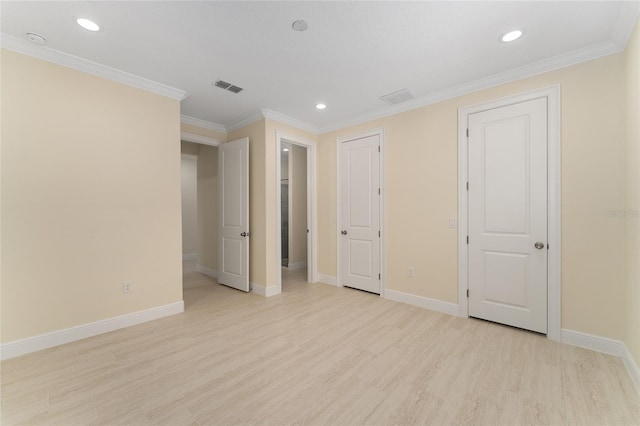 16357 SE 88th Ct, Summerfield, FL 34491 - unfurnished bedroom featuring light wood-type flooring, baseboards, recessed lighting, and crown molding
