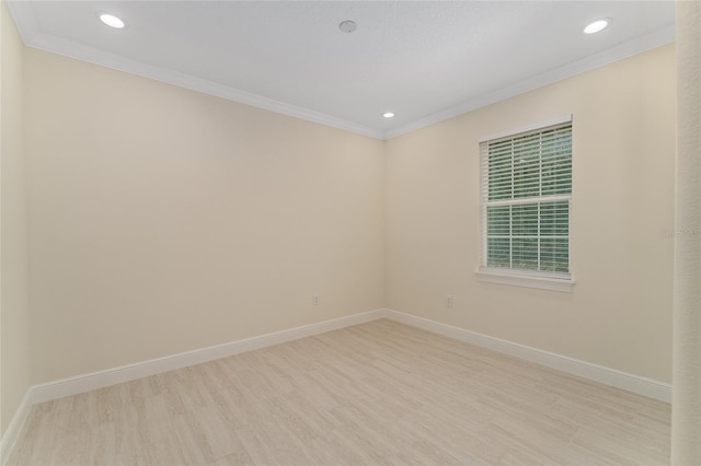 16357 SE 88th Ct, Summerfield, FL 34491 - spare room featuring light wood-style flooring, ornamental molding, baseboards, and recessed lighting