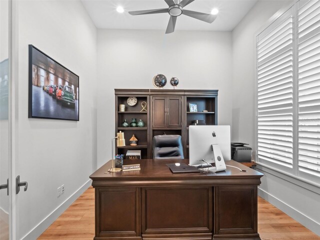 340 Lakeview Rd, Winter Garden, FL 34787 - office area featuring a ceiling fan, light wood finished floors, and recessed lighting