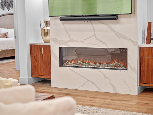 340 Lakeview Rd, Winter Garden, FL 34787 - living area featuring wood finished floors